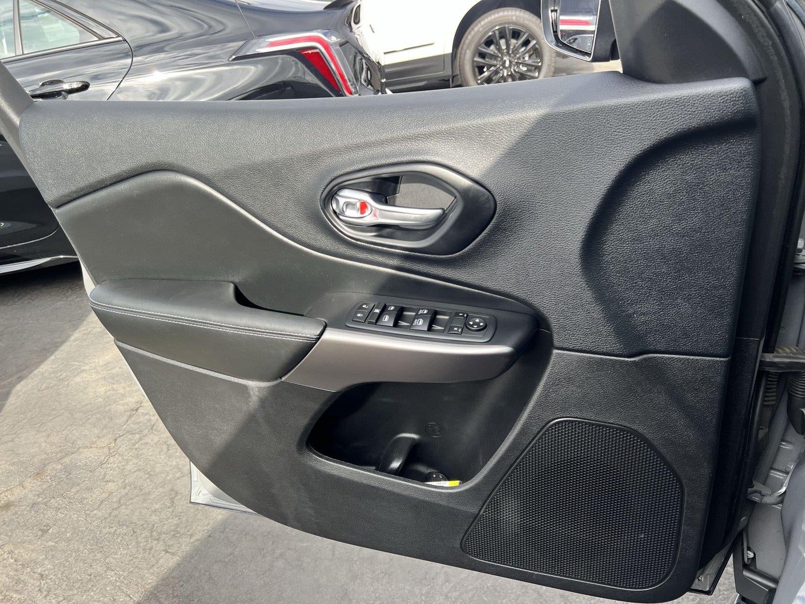 2021 Jeep Cherokee Latitude Plus