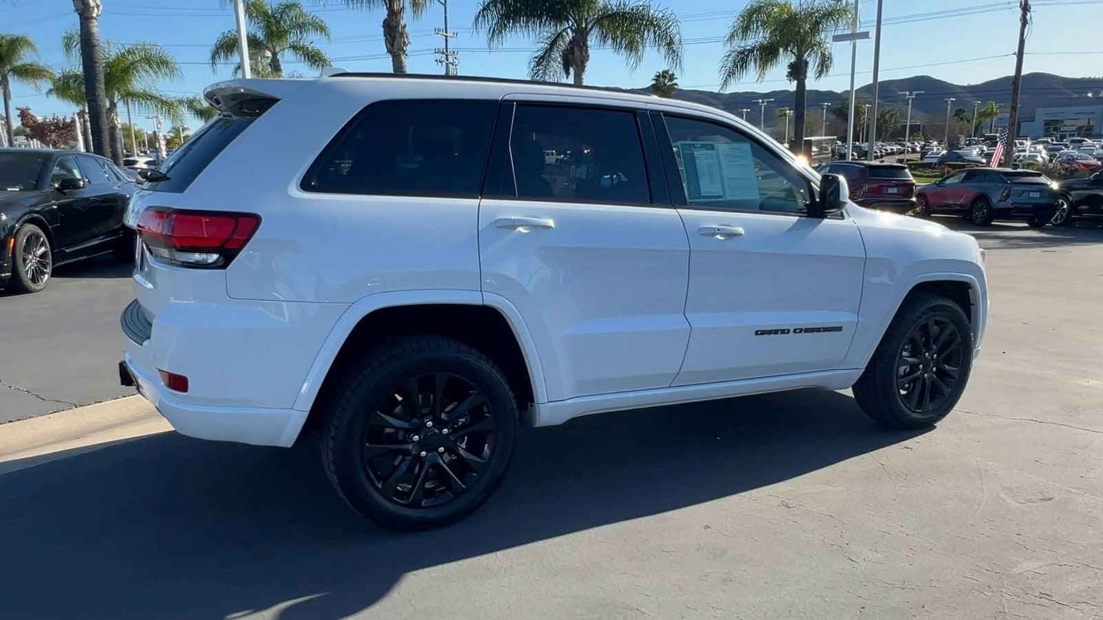 2021 Jeep Grand Cherokee Laredo X 4x4