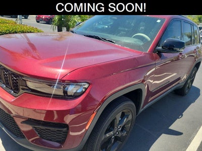2023 Jeep Grand Cherokee Altitude 4x2