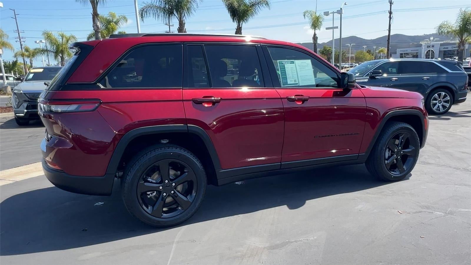 2023 Jeep Grand Cherokee Altitude 4x2