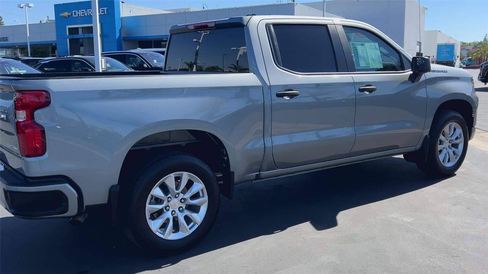2025 Chevrolet Silverado 1500 Custom