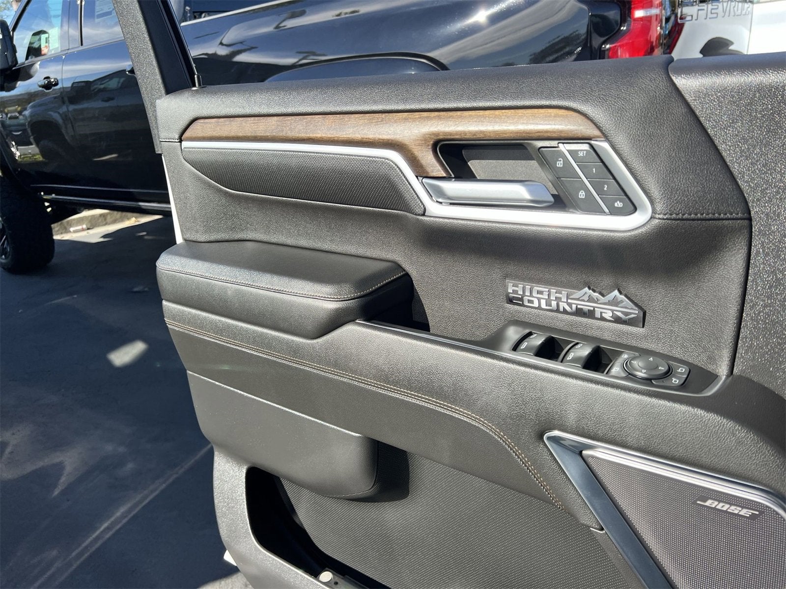 2023 Chevrolet Silverado 1500 High Country