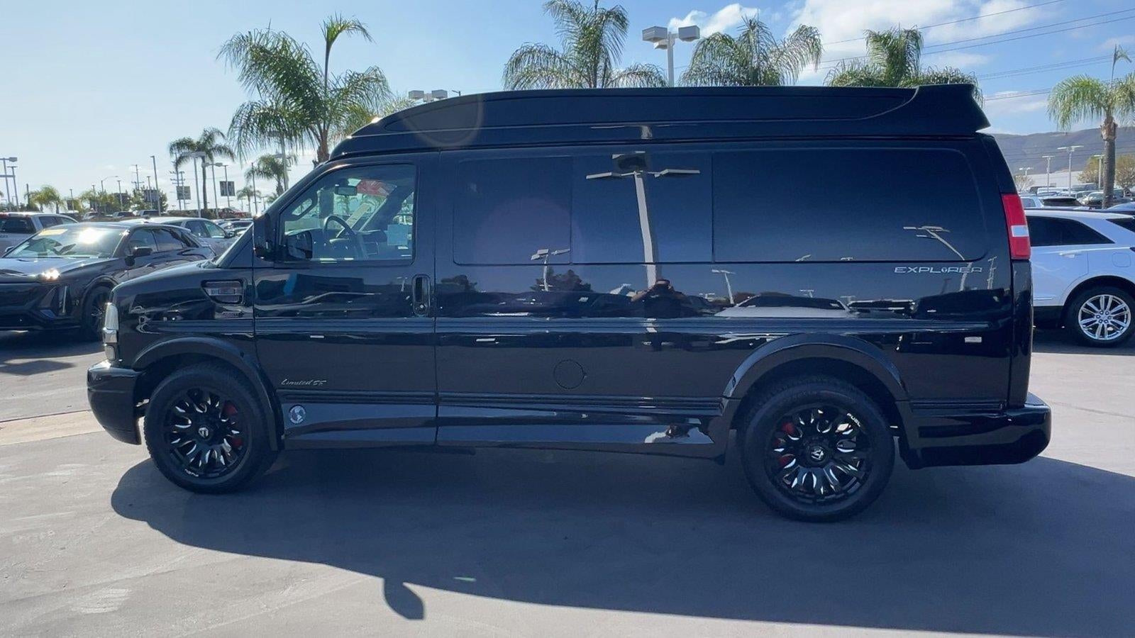 2024 Chevrolet Express Cargo 2500 WT