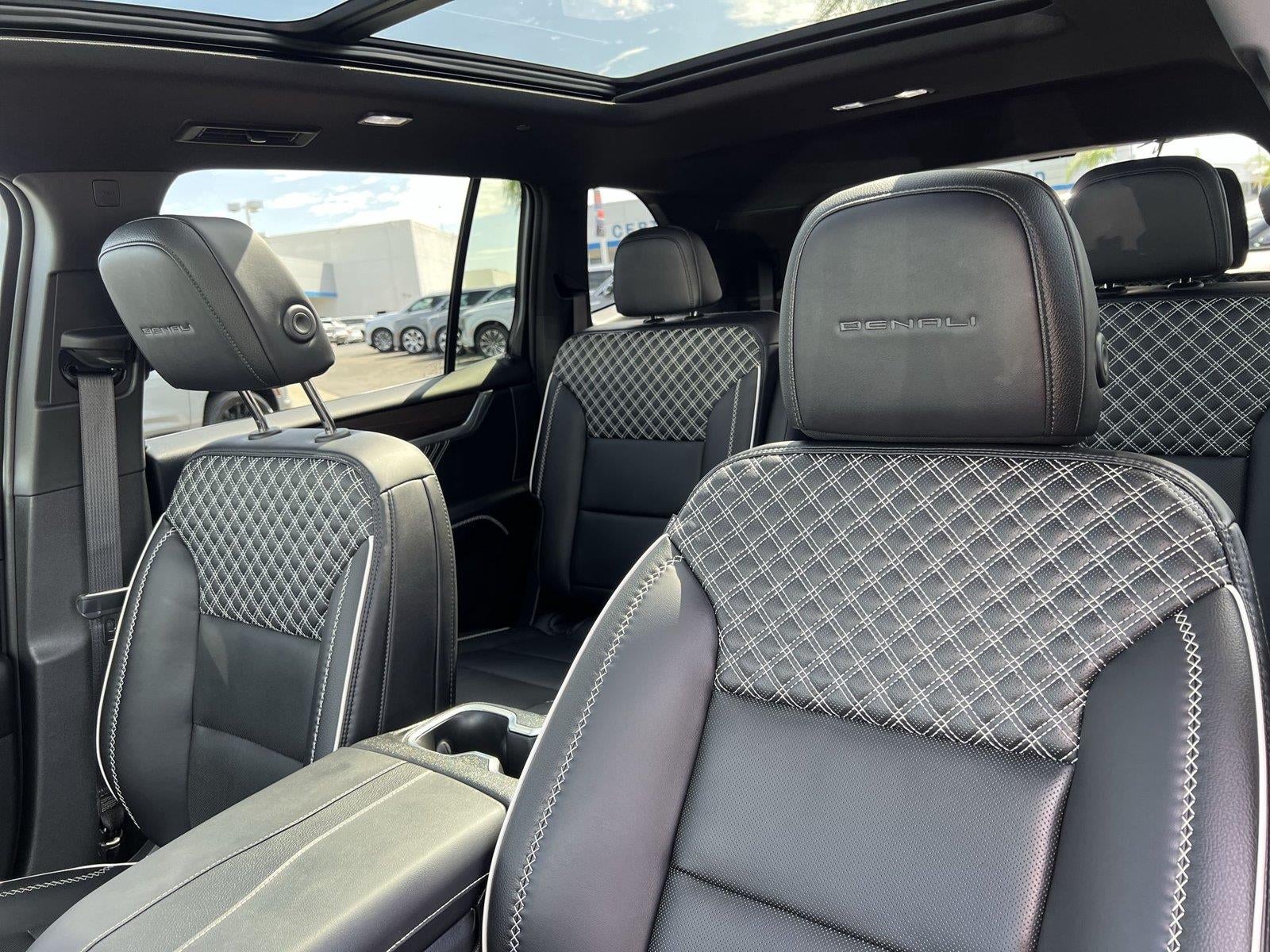 2026 GMC Acadia Denali - Photo 20