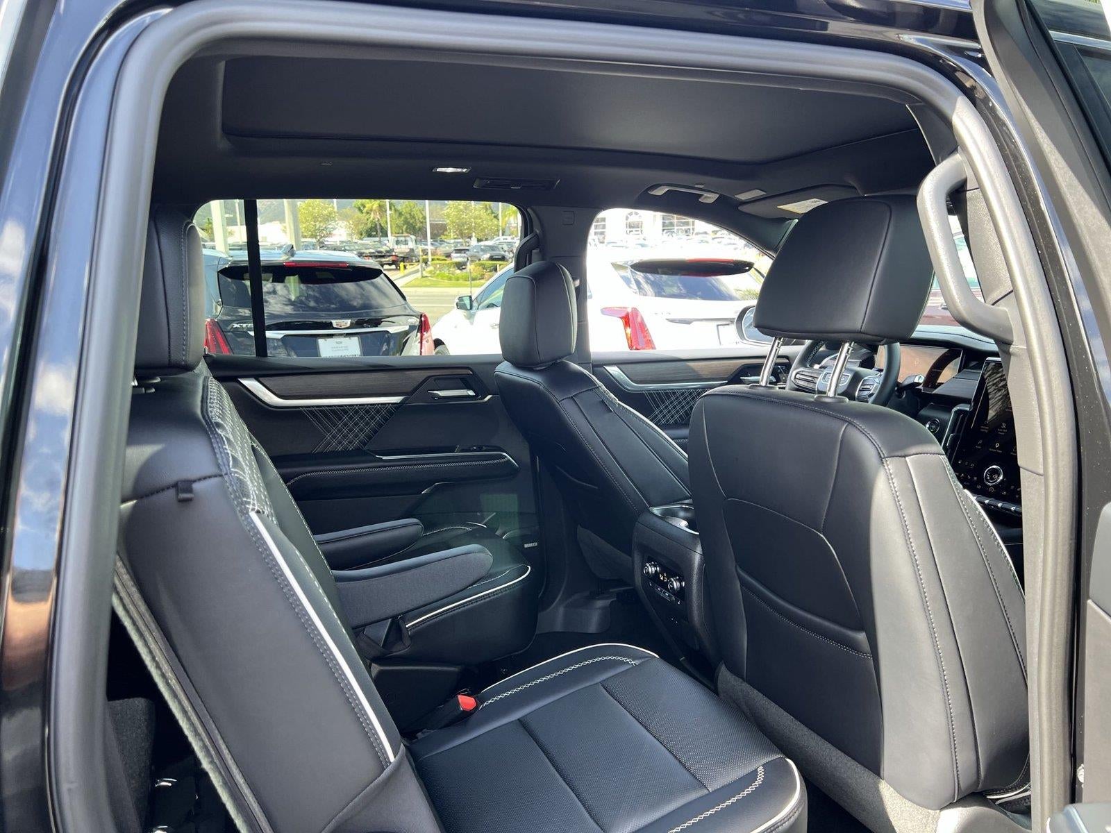2026 GMC Acadia Denali - Photo 27