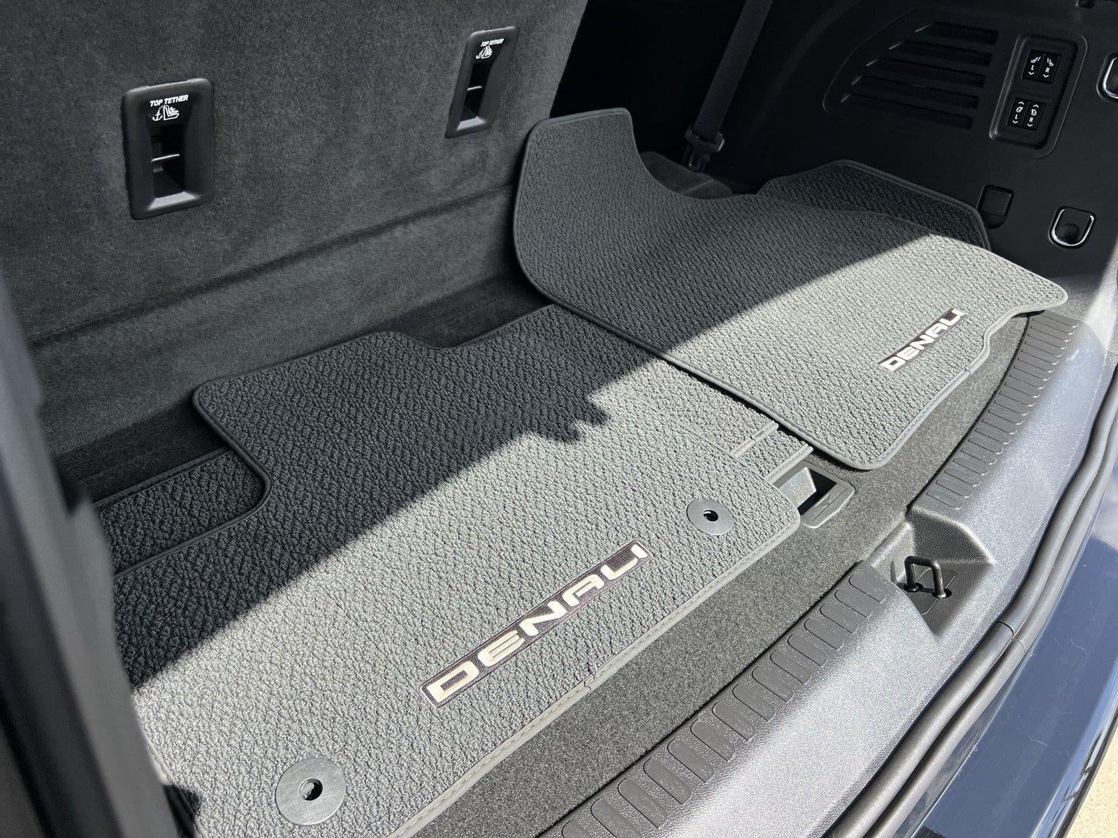 2026 GMC Acadia Denali - Photo 35