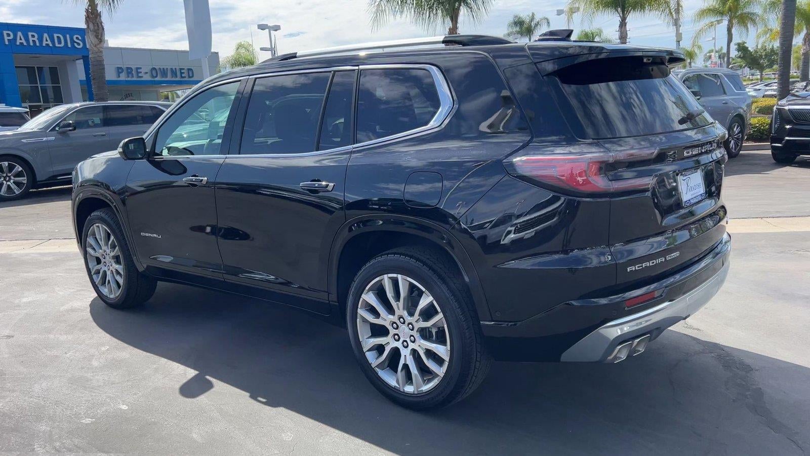 2026 GMC Acadia Denali - Photo 6