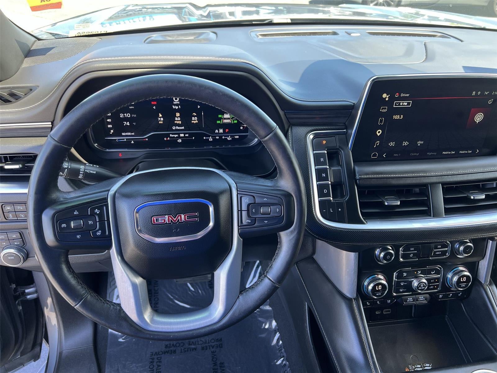 2022 GMC Yukon SLT