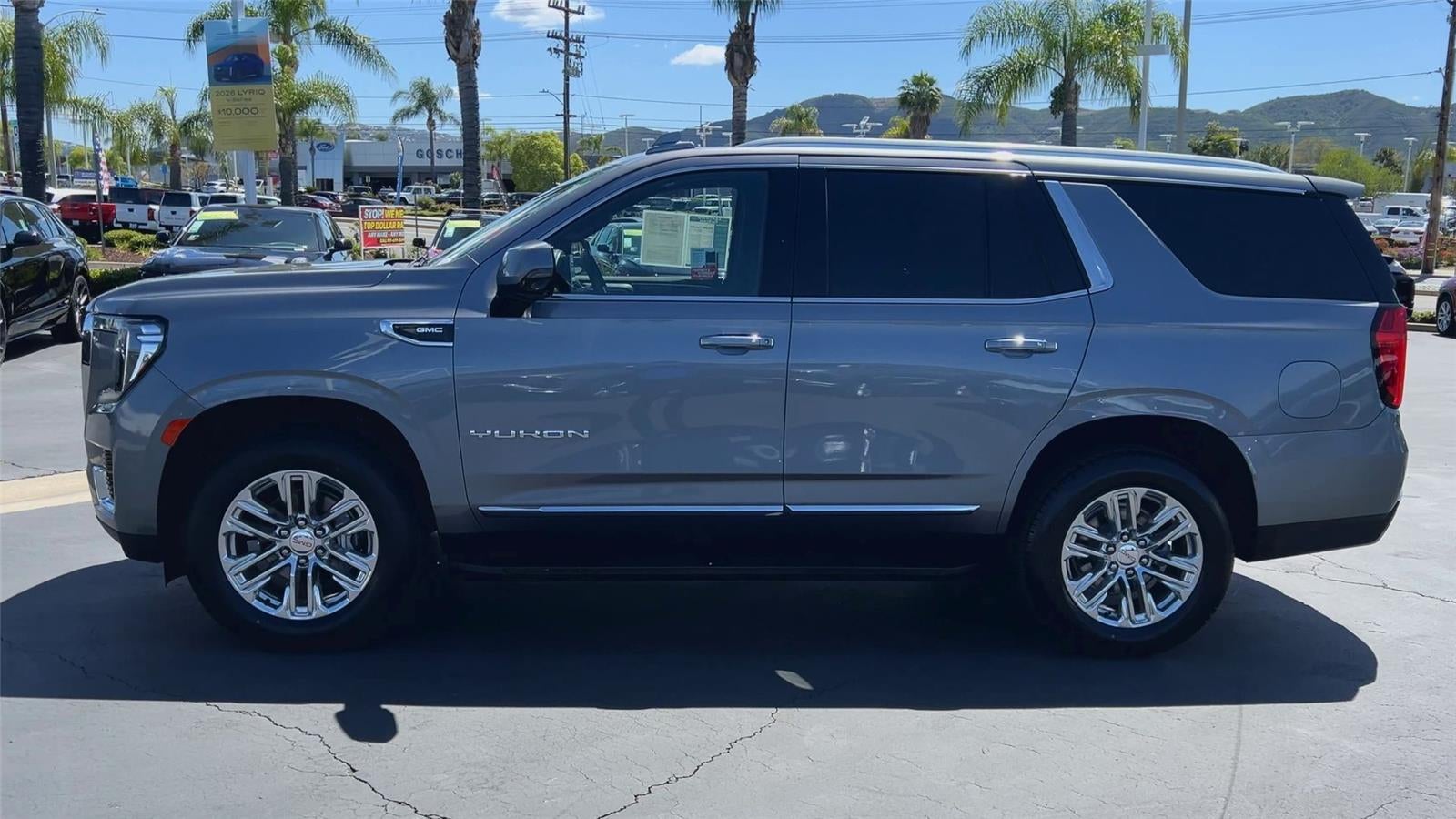 2022 GMC Yukon SLT