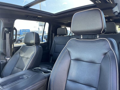 2022 GMC Yukon XL SLT