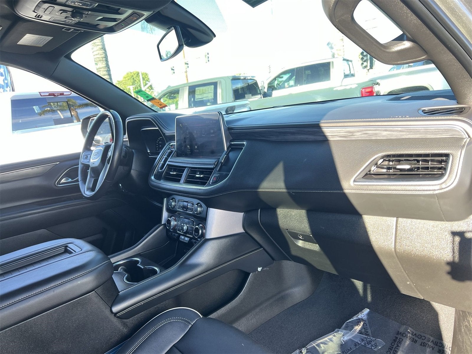 2022 GMC Yukon XL SLT