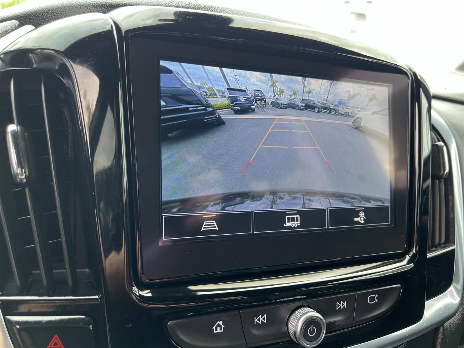 2022 Chevrolet Traverse LT Leather