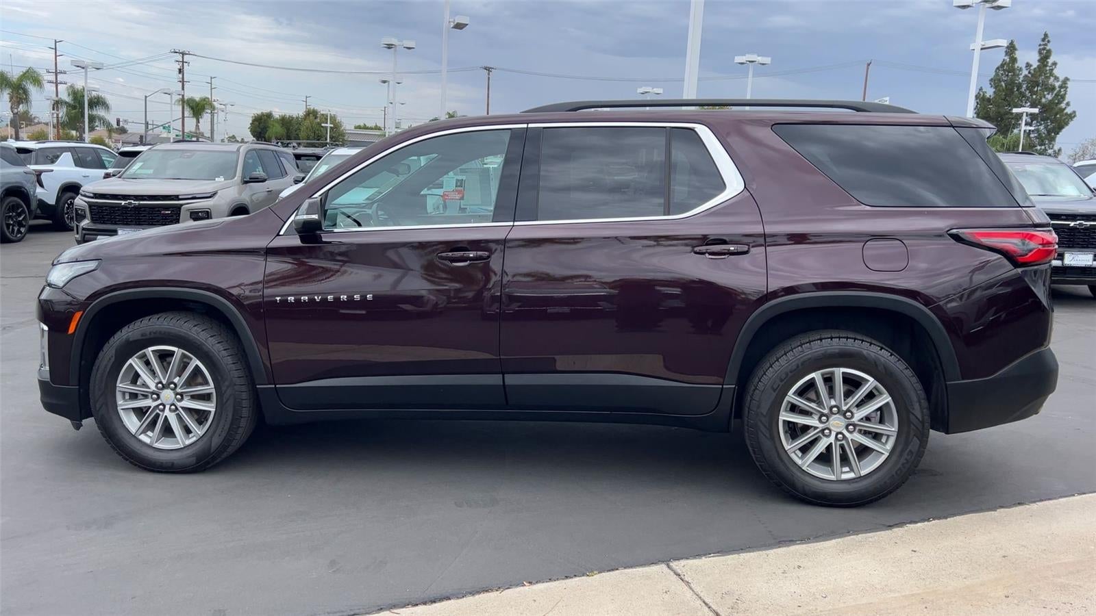 2022 Chevrolet Traverse LT Leather