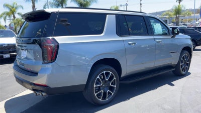 2025 Chevrolet Suburban RST