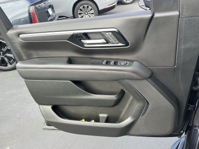 2025 Chevrolet Suburban RST