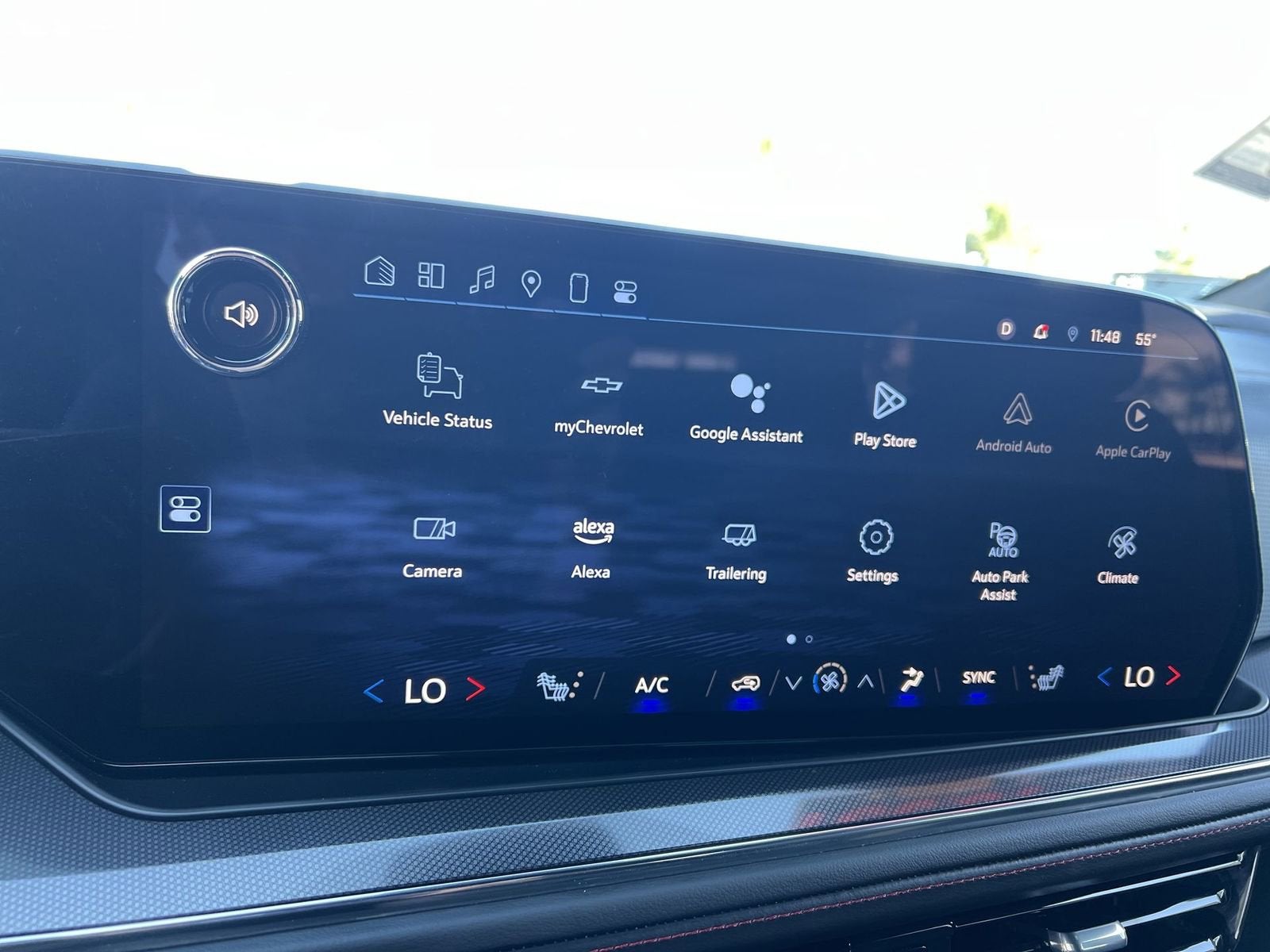 2025 Chevrolet Suburban RST