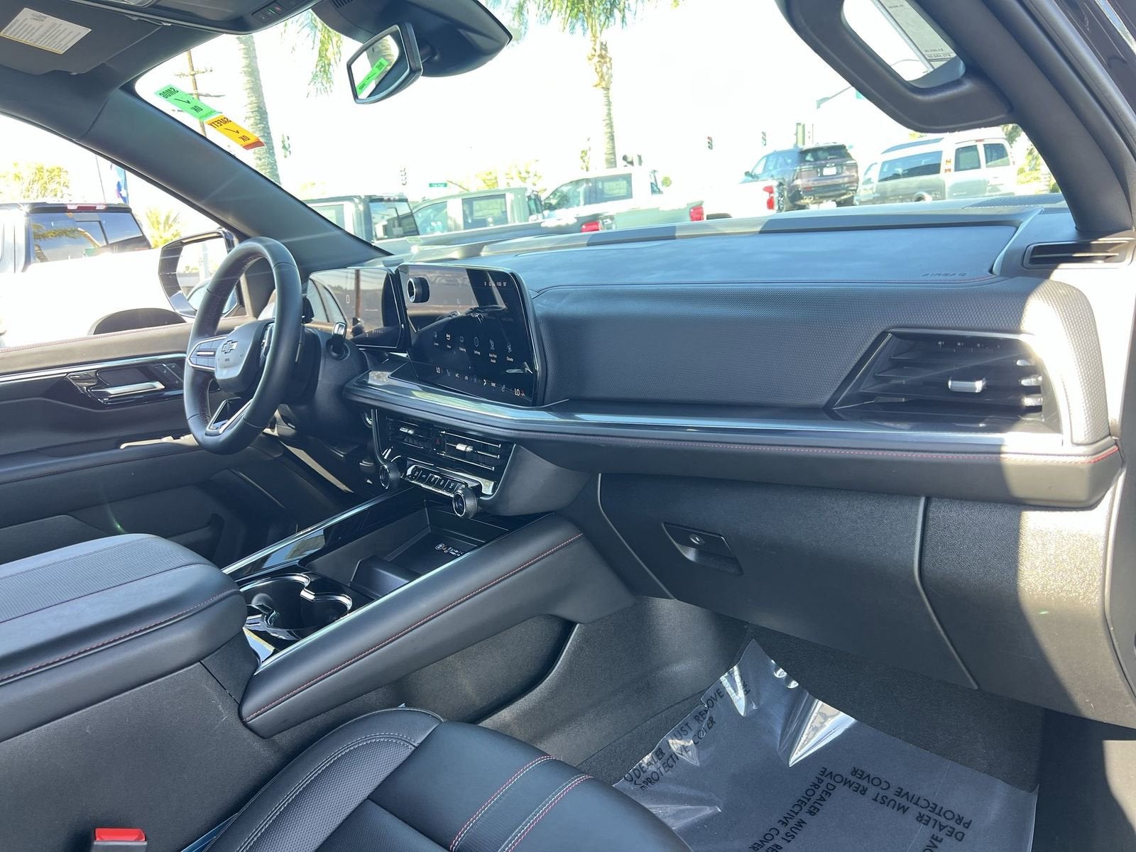 2025 Chevrolet Suburban RST