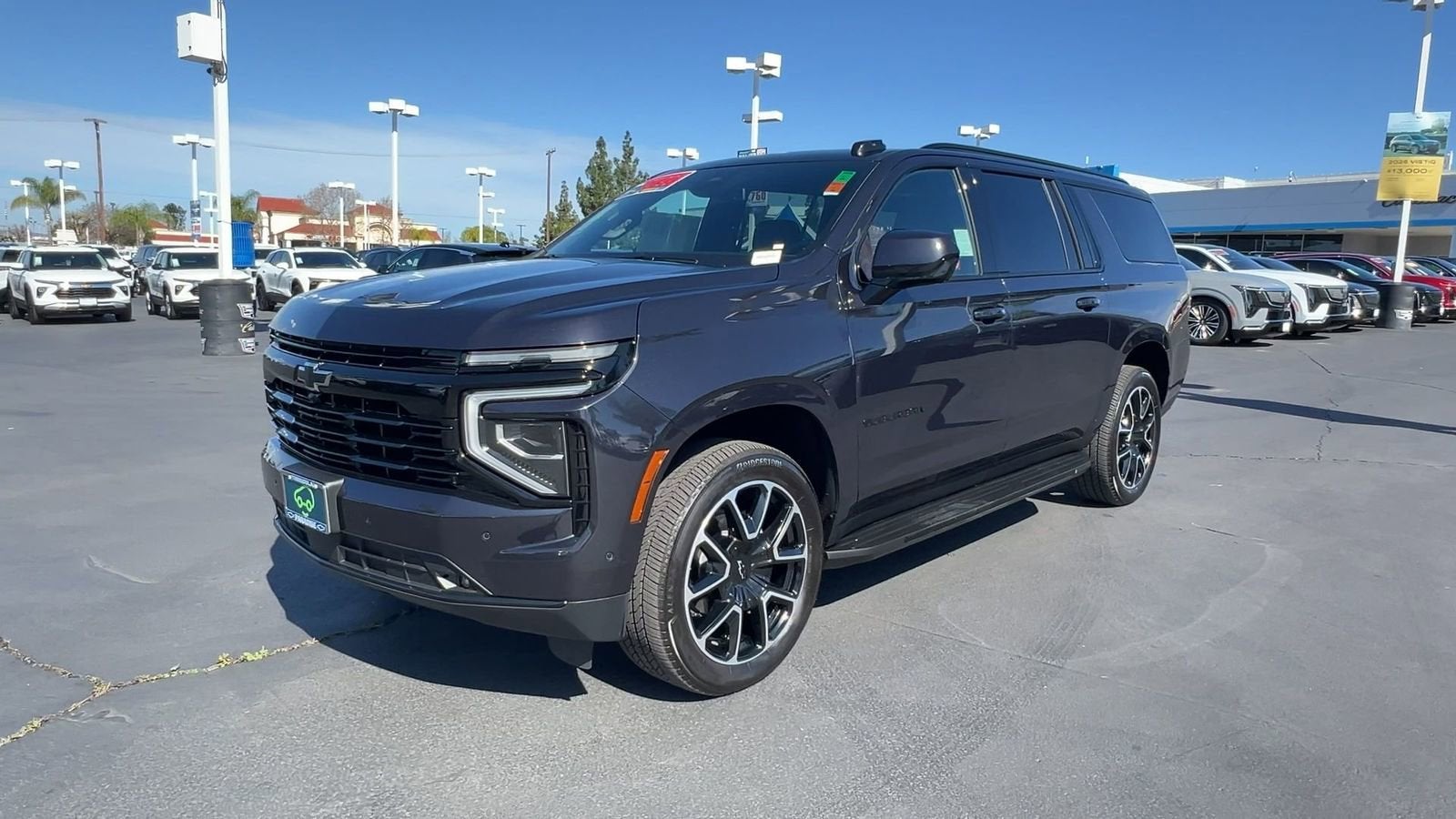 2025 Chevrolet Suburban RST