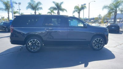 2025 Chevrolet Suburban RST