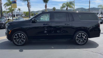 2025 Chevrolet Suburban RST