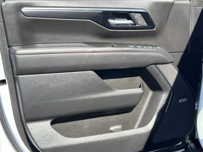 2025 Chevrolet Suburban RST