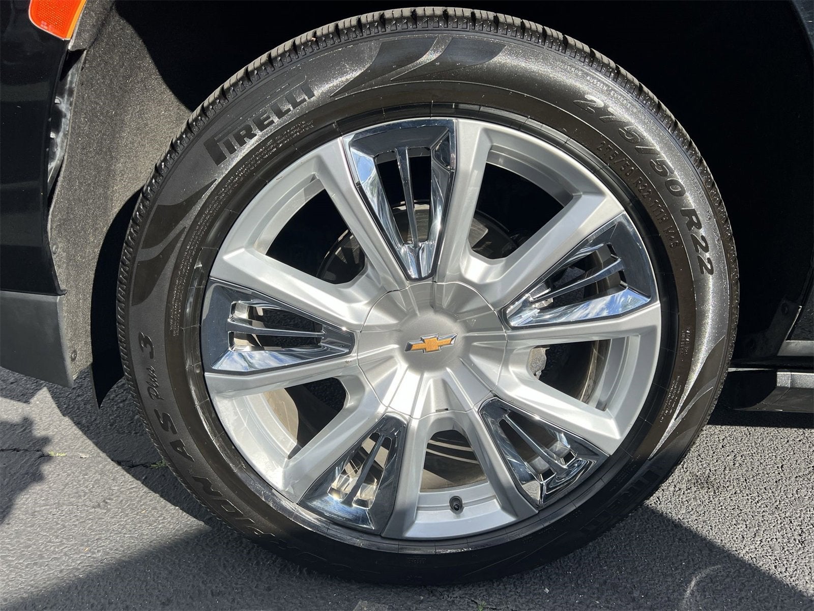 2023 Chevrolet Suburban High Country