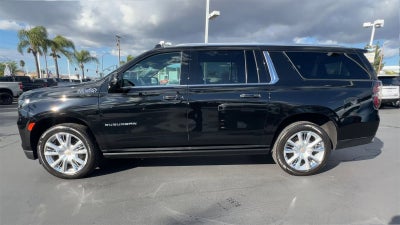 2023 Chevrolet Suburban High Country