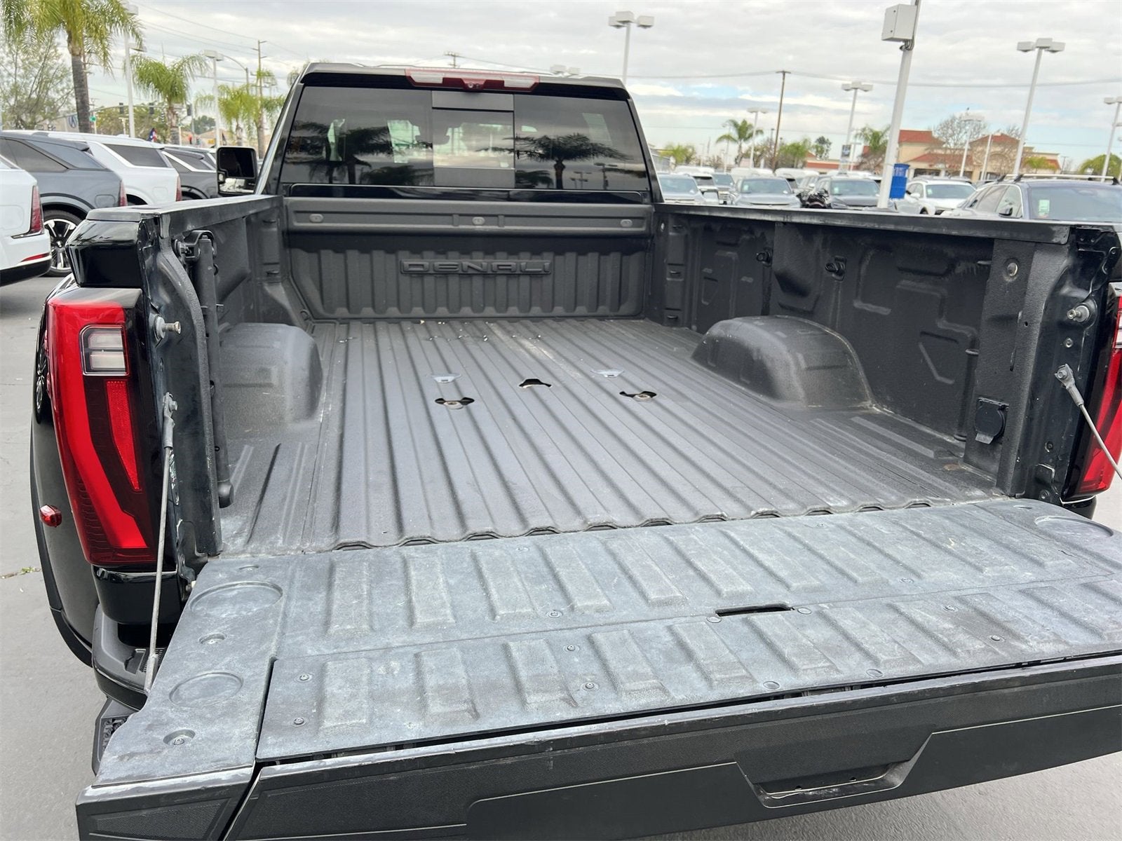 2024 GMC Sierra 3500 HD Denali Ultimate DRW