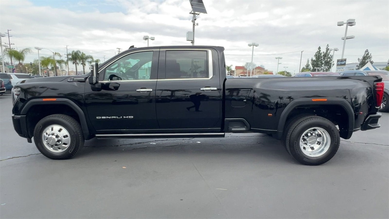 2024 GMC Sierra 3500 HD Denali Ultimate DRW