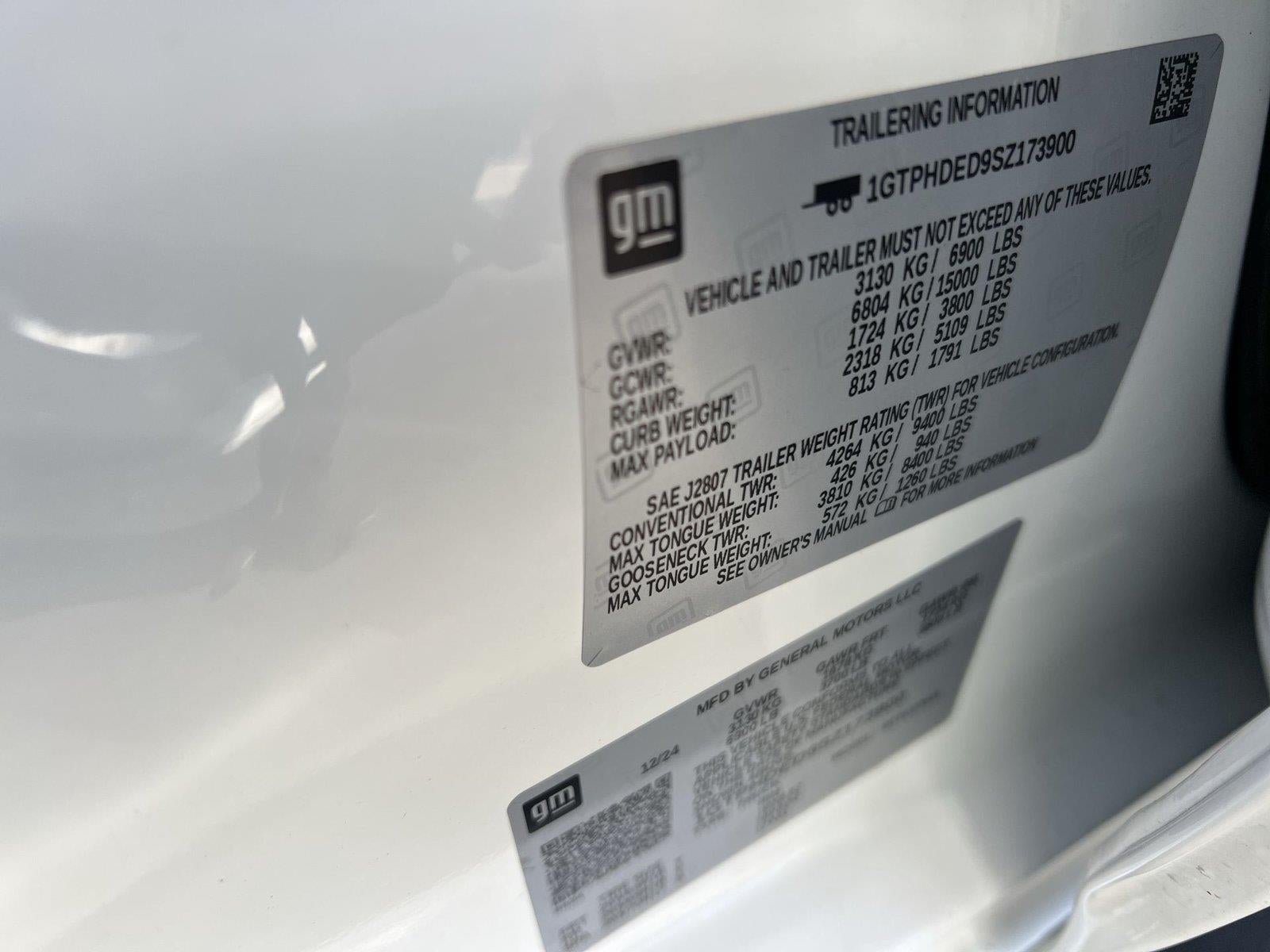 2025 GMC Sierra 1500 SLT