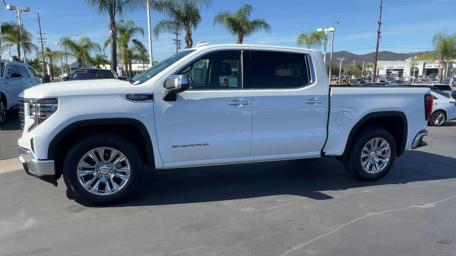 2025 GMC Sierra 1500 SLT