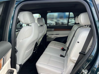 2026 Cadillac VISTIQ Luxury