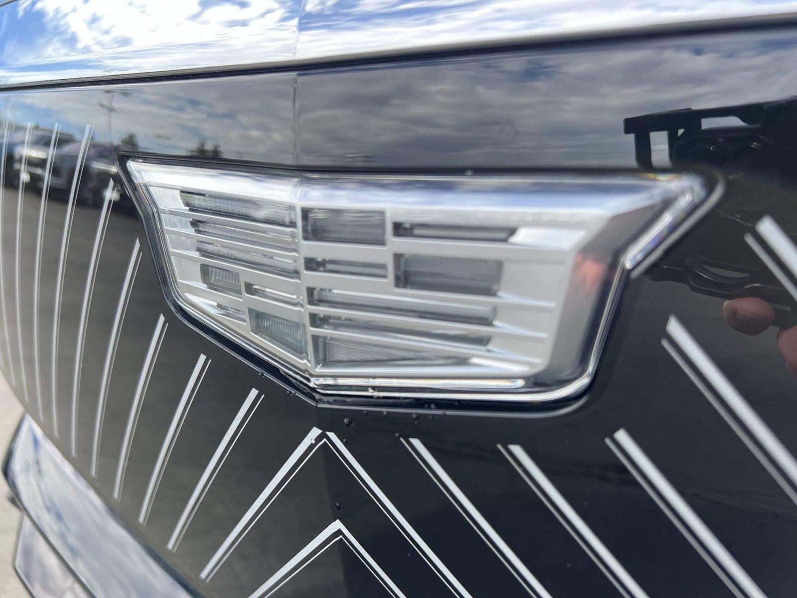 2026 Cadillac VISTIQ Luxury