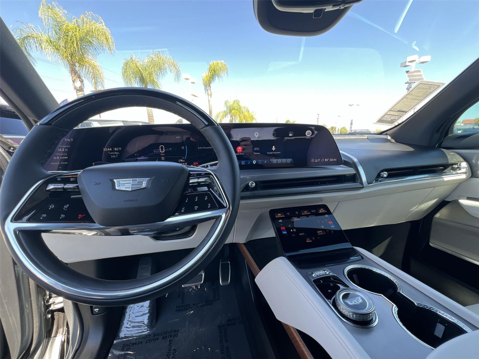 2026 Cadillac VISTIQ Sport