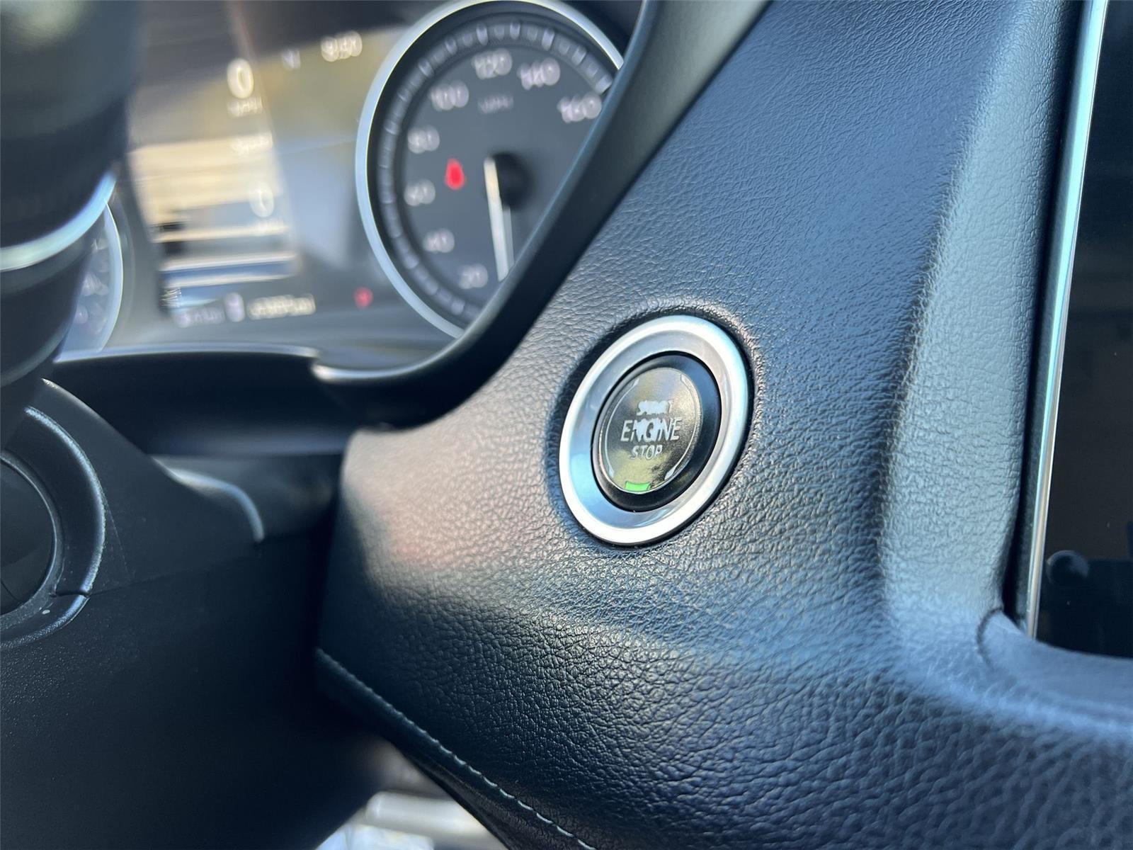2019 Cadillac XT4 FWD Premium Luxury