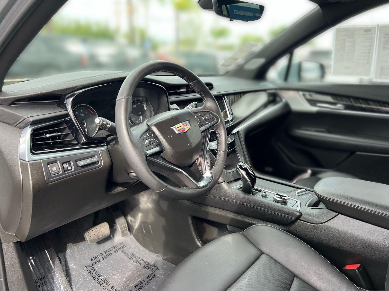 2025 Cadillac XT6 Premium Luxury