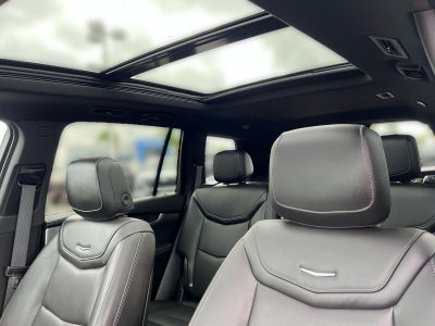 2025 Cadillac XT6 Premium Luxury