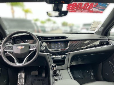 2025 Cadillac XT6 Premium Luxury