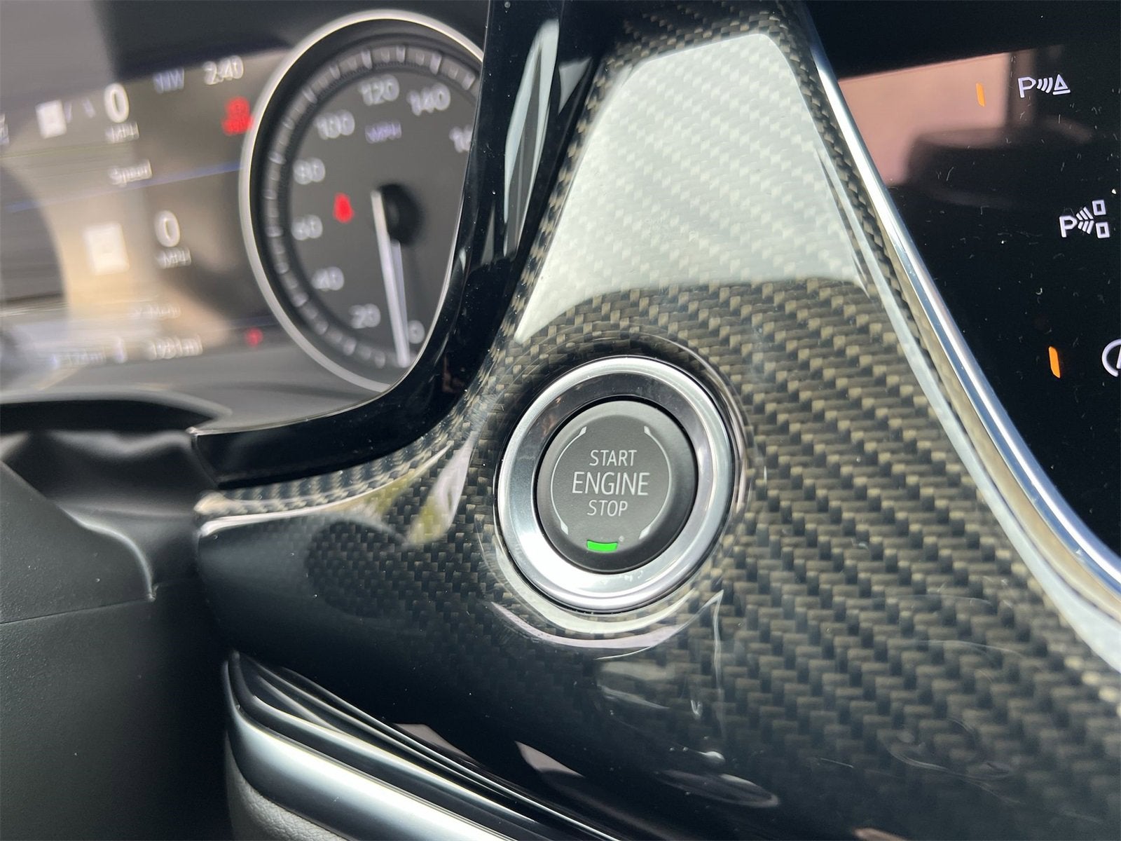 2025 Cadillac XT6 Sport