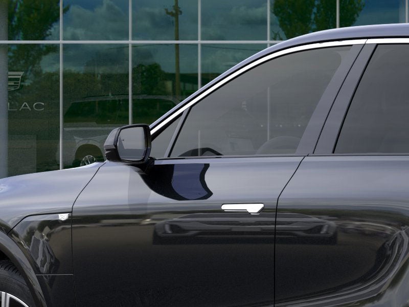 2025 Cadillac LYRIQ Luxury 1