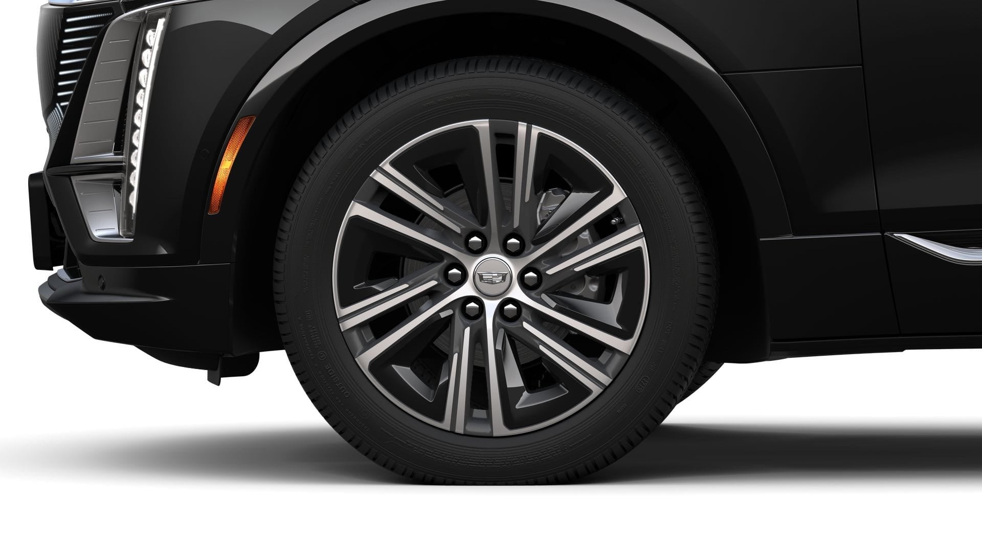 2025 Cadillac LYRIQ Luxury 1