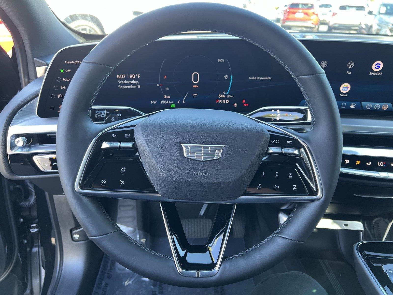 2024 Cadillac LYRIQ Luxury 1