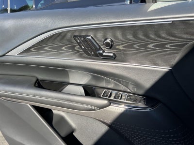 2024 Cadillac LYRIQ Luxury 1