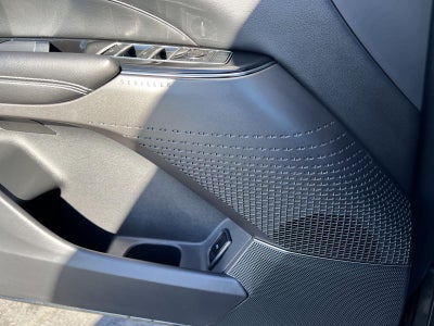 2024 Cadillac LYRIQ Luxury 1
