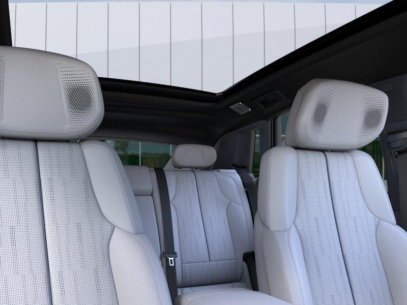 2027 Cadillac LYRIQ Premium Luxury - Photo 24