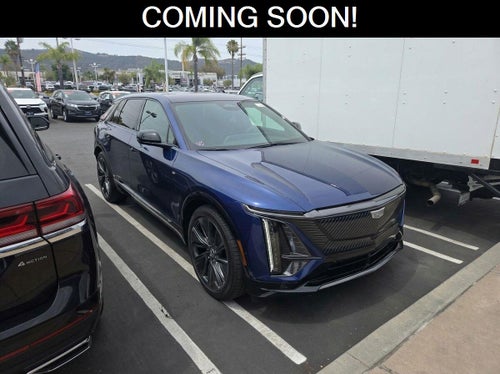 2025 Cadillac LYRIQ Sport 3