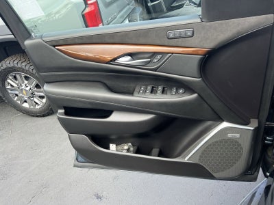 2019 Cadillac Escalade Luxury