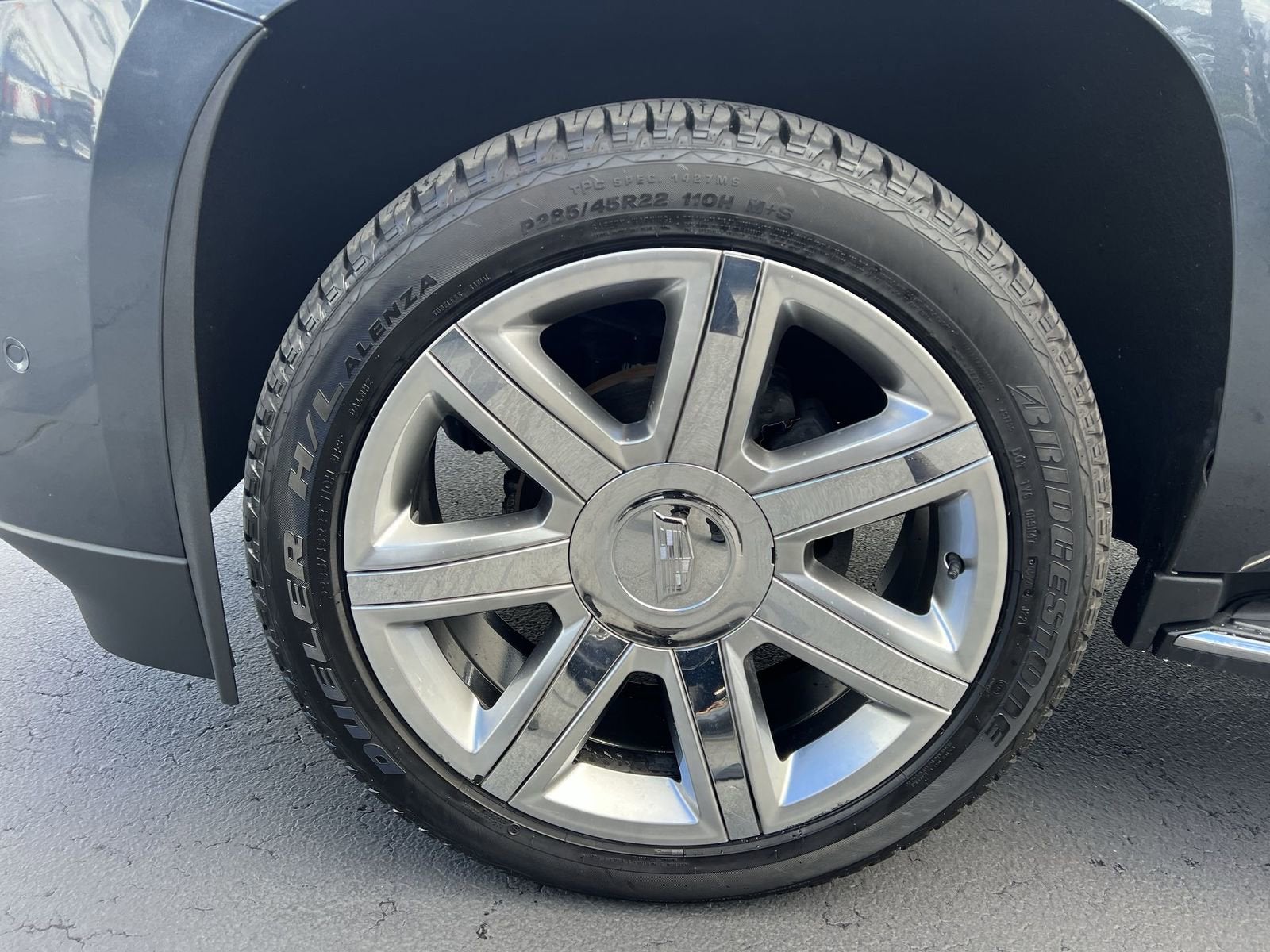 2019 Cadillac Escalade Luxury