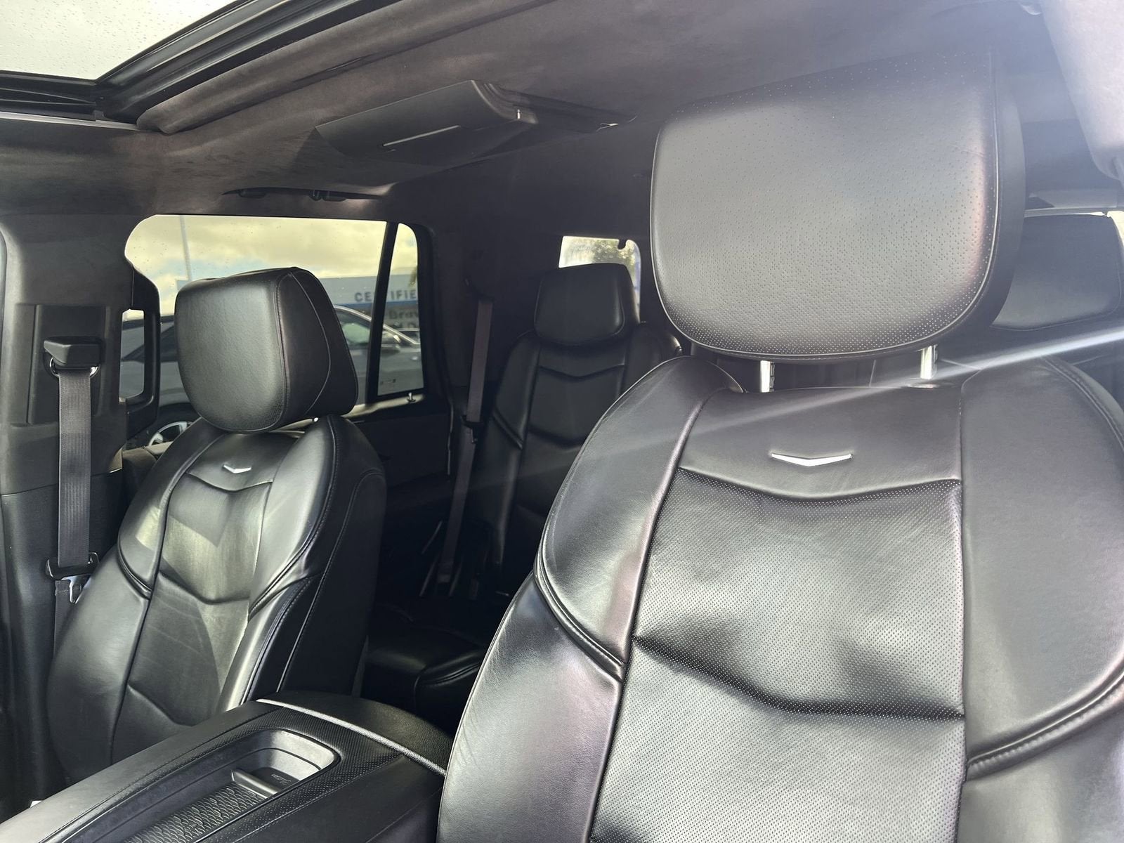 2017 Cadillac Escalade Platinum