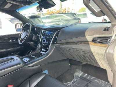 2017 Cadillac Escalade Platinum